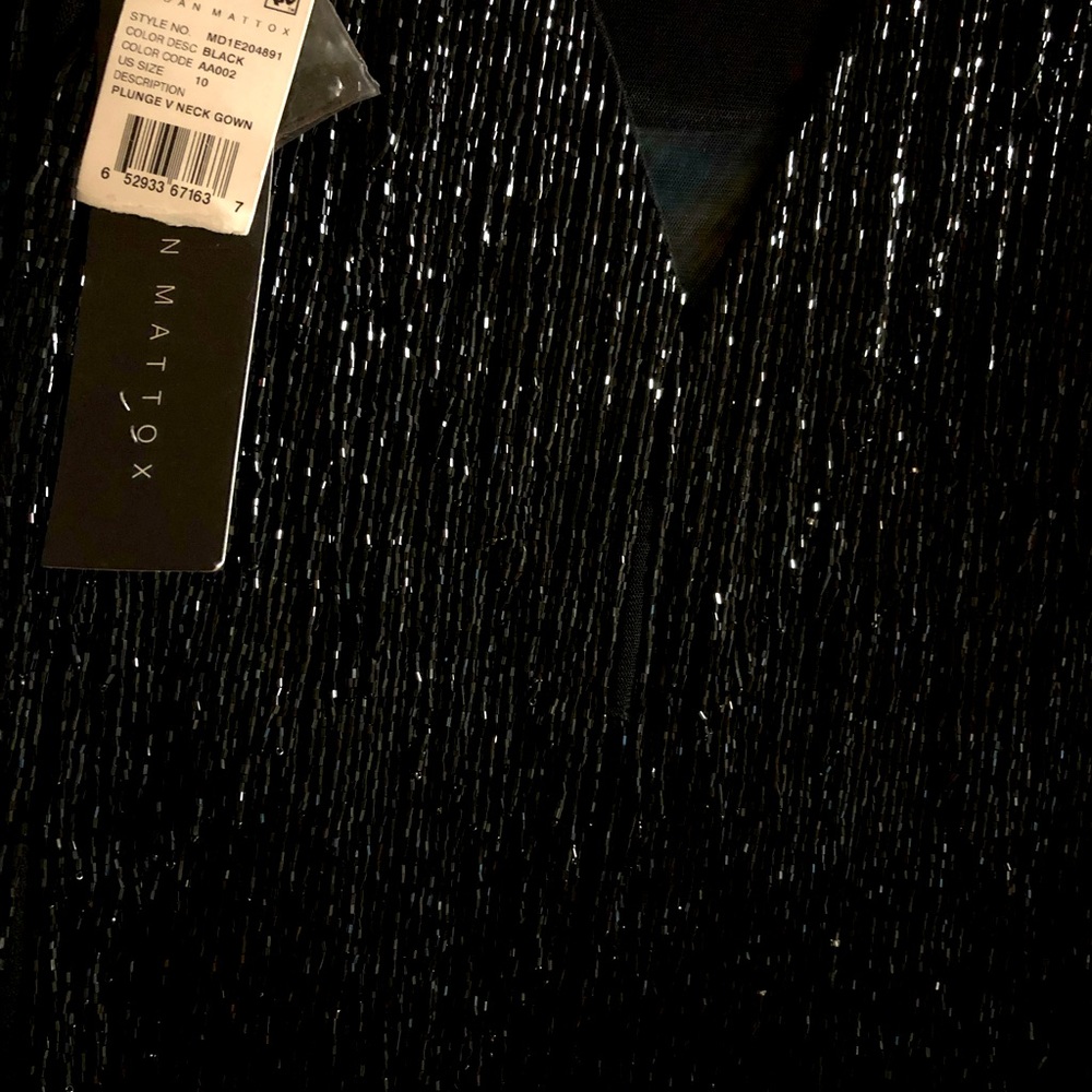 Aidan Mattox gown. NWOT - Picture 9 of 12